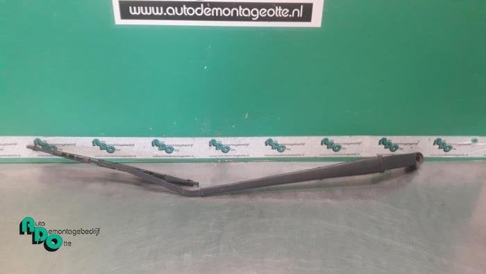 Bras essuie-glace avant d'un Daihatsu Cuore (Cuore 08-), Autos : Pièces & Accessoires, Daihatsu, -, 3 mois de garantie, Utilisé