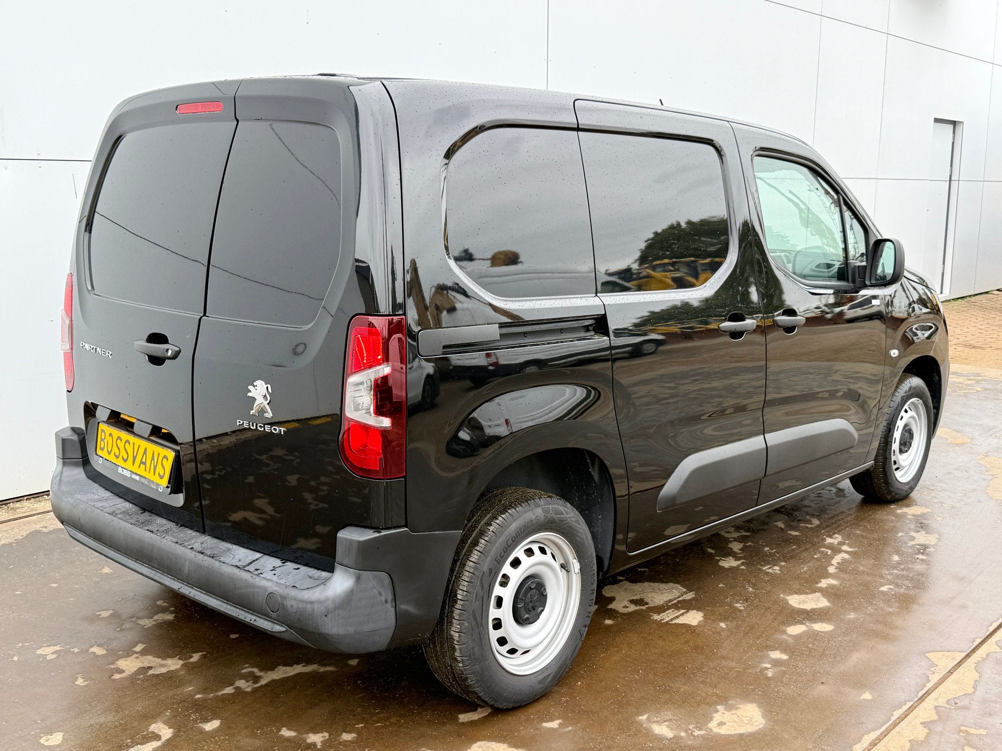 Peugeot Partner 1.2 110PK *Benzine* L1H1 Climate Control Cru, Autos, Achat, Euro 6, Entreprise, 2 places