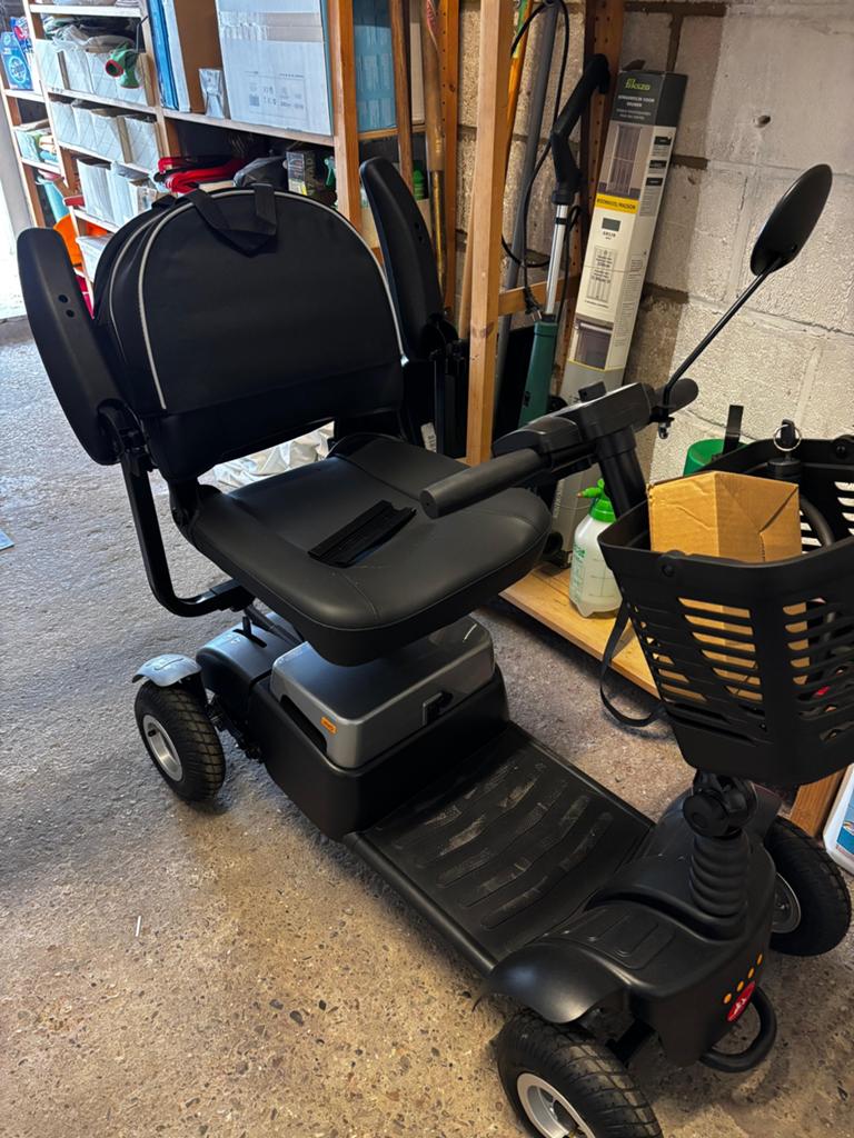 Scootmobiel, Diversen, Ophalen, Zo goed als nieuw