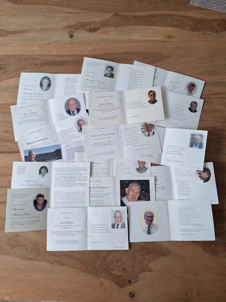 Verzameling Bidprentjes Foto binnenkant, Ophalen