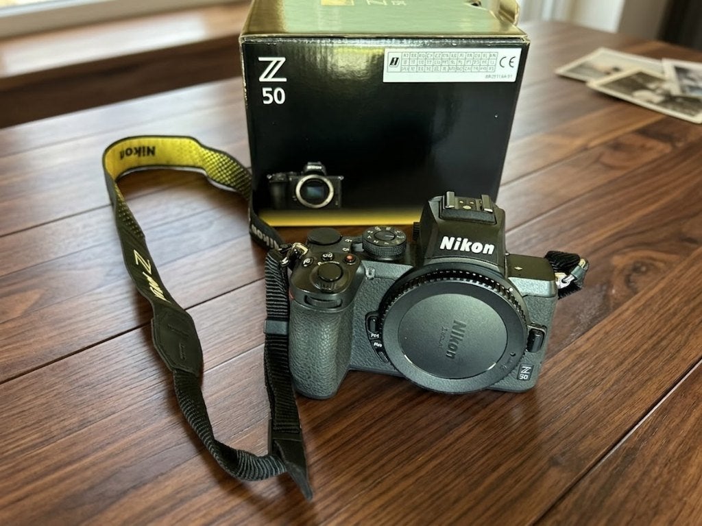 Nikon Z50 body – Als nieuw (Slechts 5.700 kliks!), Audio, Tv en Foto, Fotocamera's Digitaal, Ophalen of Verzenden, Zo goed als nieuw