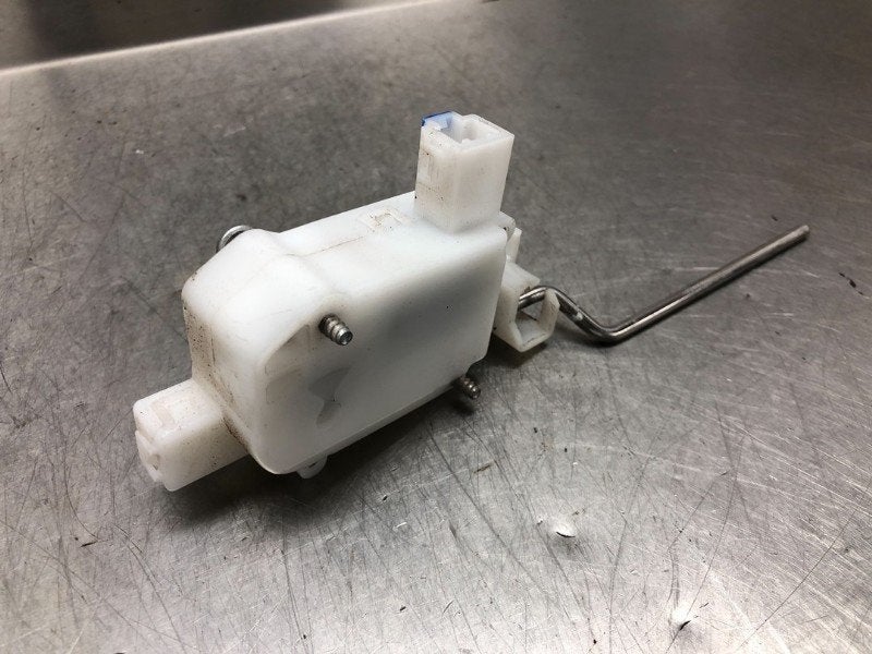 MOTOR VERGRENDELING TANKKLEP Jazz (GE6 / GE8 / GG / GP), Gebruikt, Honda