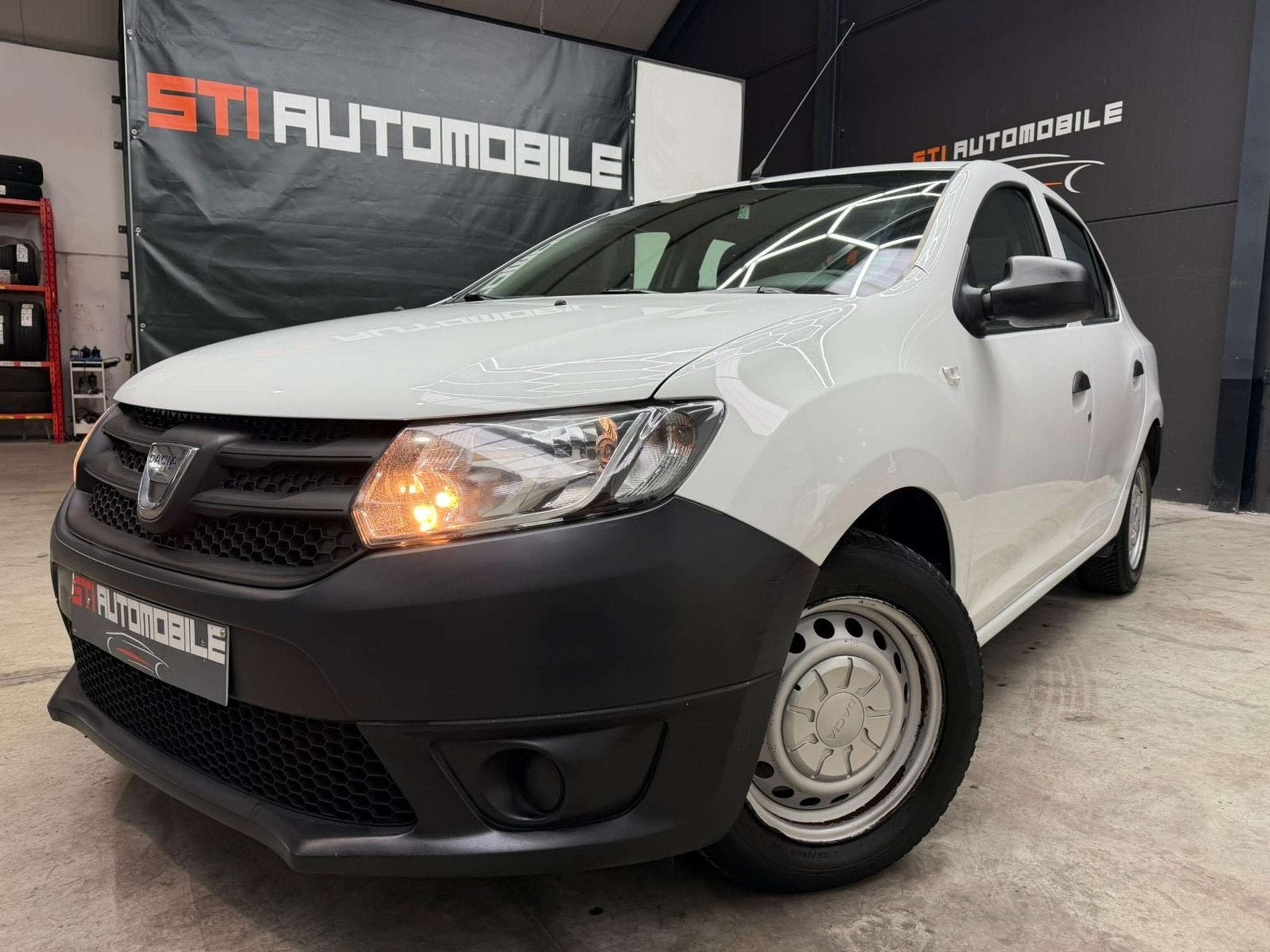 Dacia Logan * GARANTIE 12 MOIS * EURO 6*, Autos, Dacia, Entreprise, https://public.car-pass.be/vhr/0d1268d0-0412-4b10-8055-82d3f58947b6
