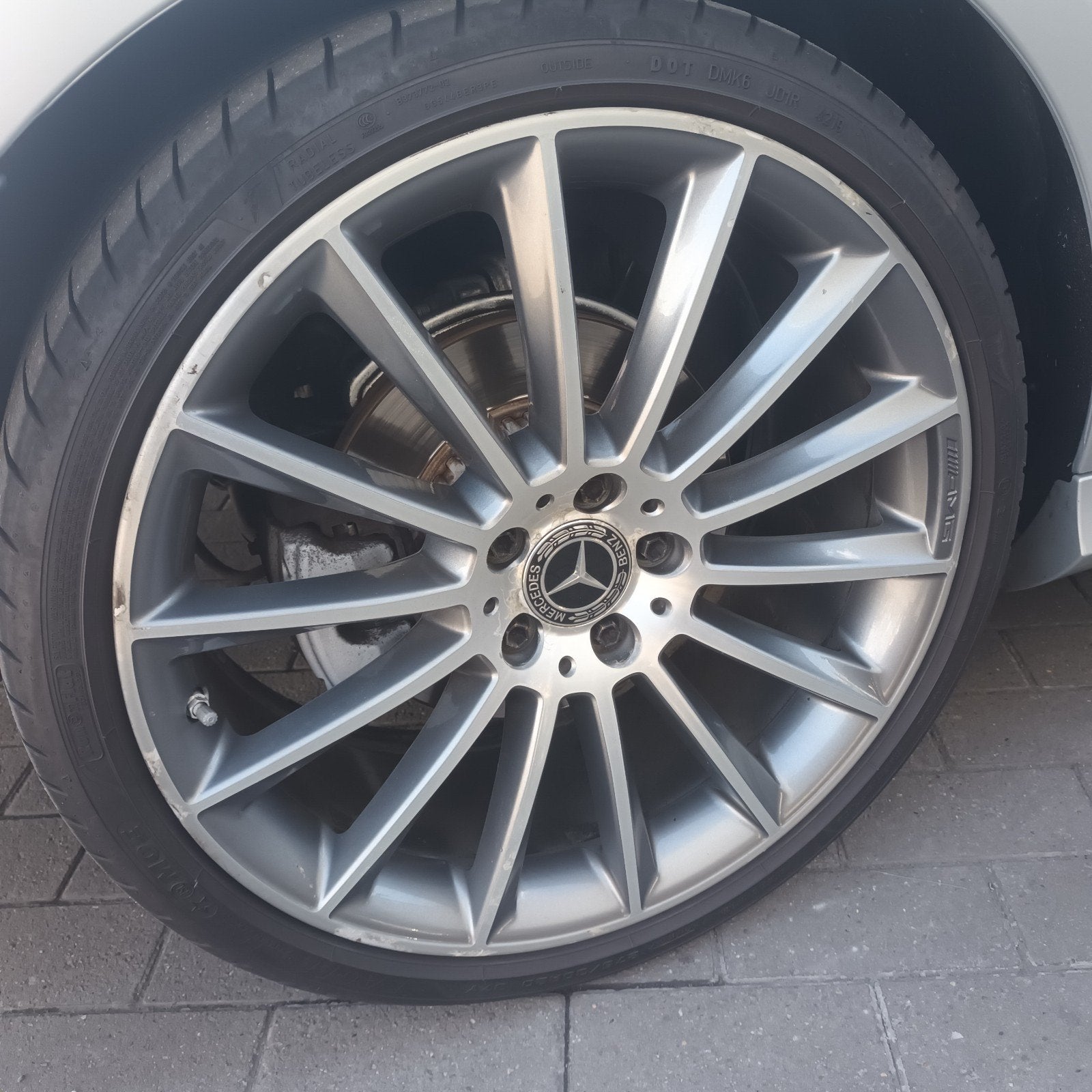 ORGINELE MERCEDES 20INCH BREEDSET VELGEN MET BANDEN...., Auto-onderdelen, Banden en Velgen, Gebruikt, 275 mm, Banden en Velgen