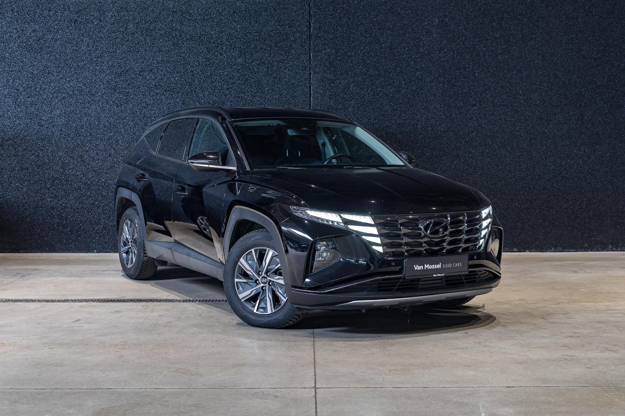 Hyundai Tucson 1.6 T-GDi HEV Hybrid Techno CAMERA | CARPLAY, 1350 kg, Gebruikt, 4 cilinders, 169 kW