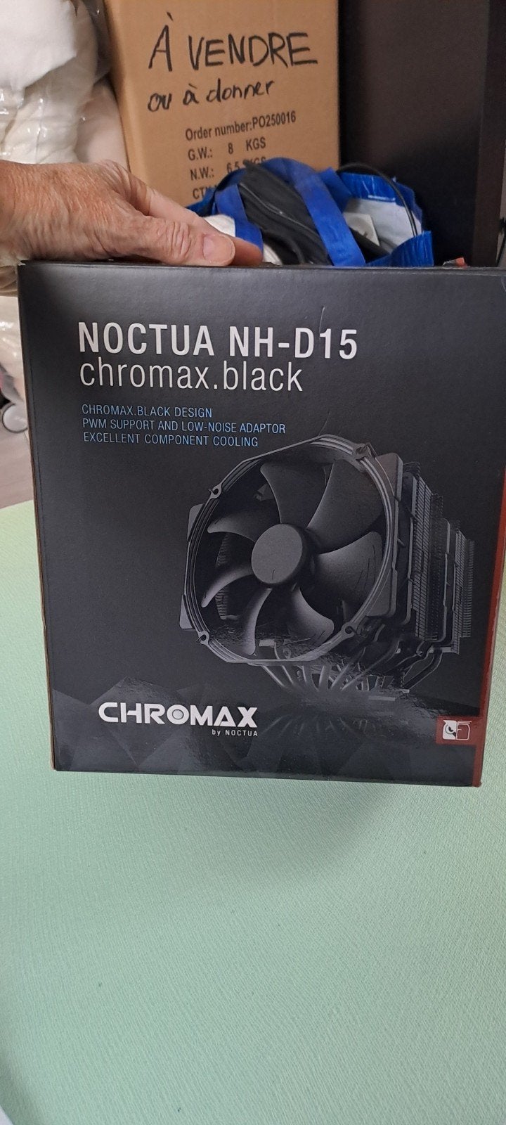 Noctua NH-D15 chromax.black, Enlèvement, Pâte thermique