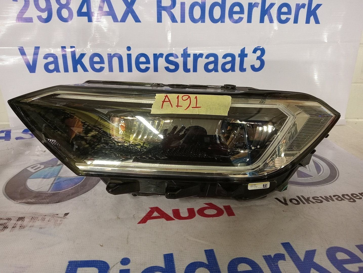 Volkswagen Jetta IV koplampen Links 17B941035E, Gebruikt, -, Volkswagen, -