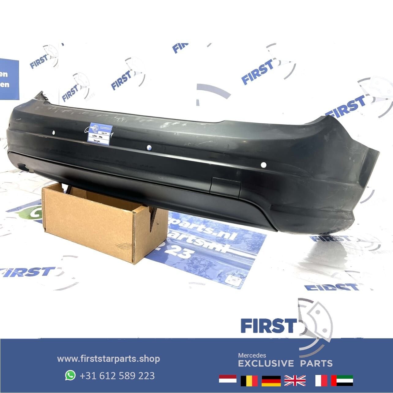 W204 AMG PRE-FACELIFT ACHTERBUMPER + DIFFUSER Mercedes C Kla, Gebruikt, -, Ophalen of Verzenden, Achter