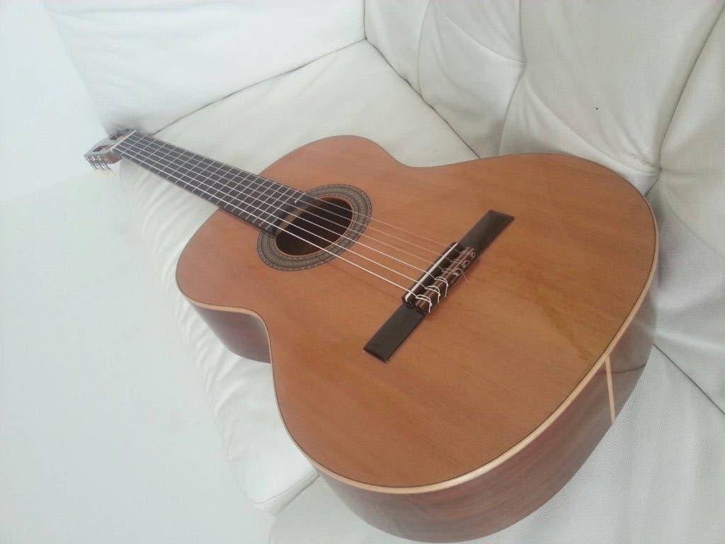 Supermooie ALHAMBRA 1c 4/4 + toebehoren muziekschool, Musique & Instruments, Enlèvement ou Envoi, Comme neuf, Guitare classique ou espagnole