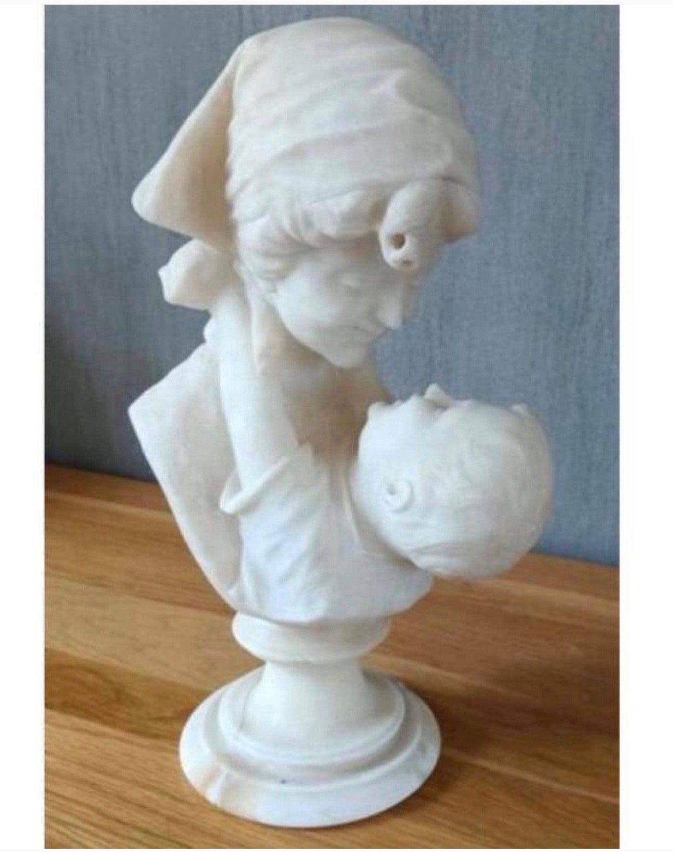 H. Malavotti 1920 Beeld Moeder met kind Albast Italie 40cm, Ophalen of Verzenden, Gemerkt, Buste, Vrouw