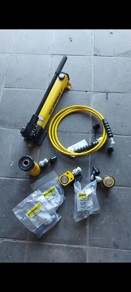 Verin enerpac jamais servi complet