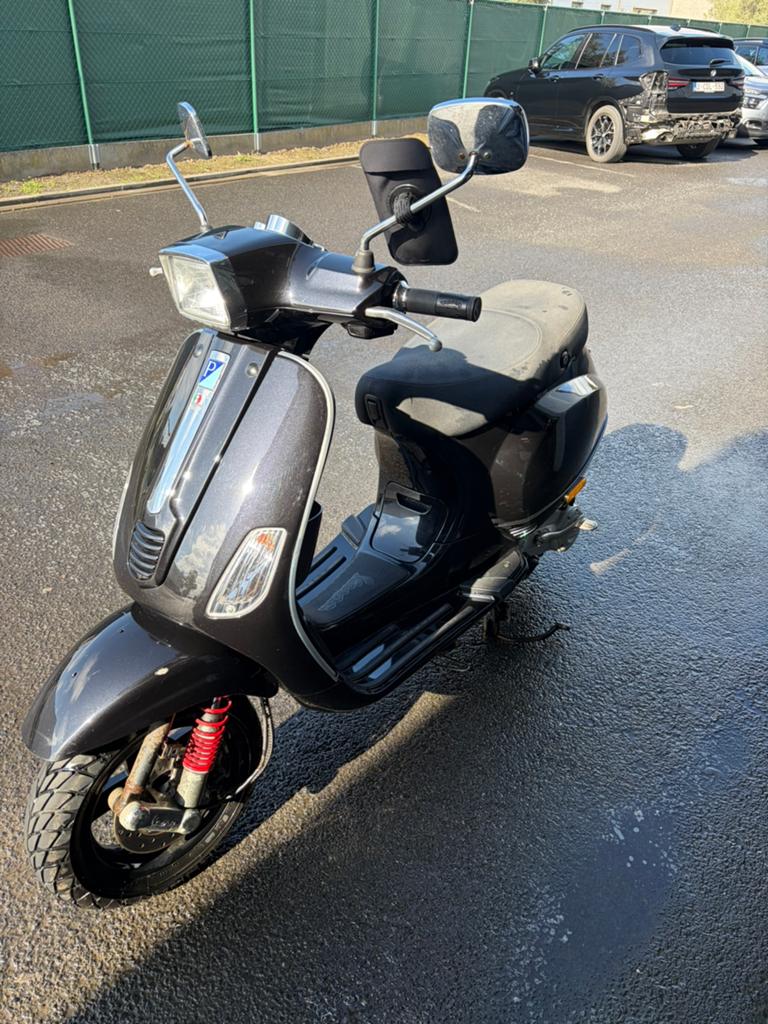 Vespa, Fietsen en Brommers, Scooters | Vespa, Gebruikt, Overige modellen, Klasse B (45 km/u), Benzine, Ophalen
