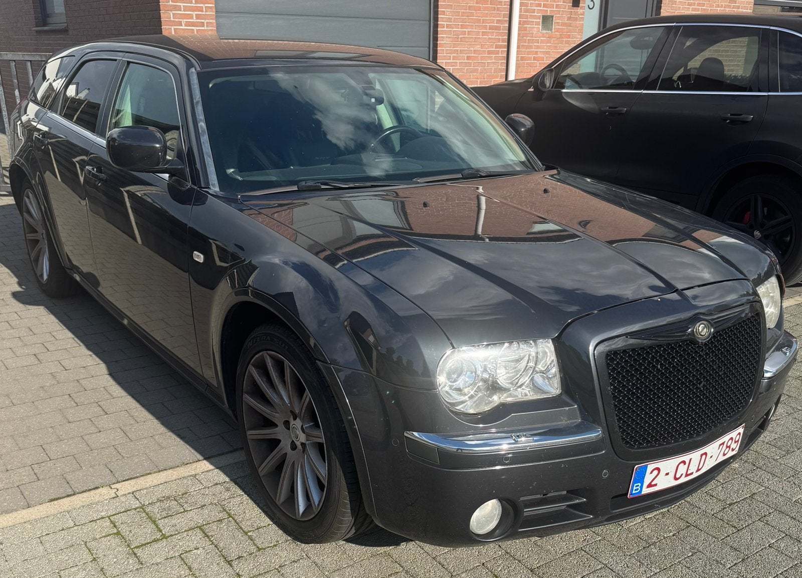 Chrysler 300C, Autos, 1940 kg, 155 kW, Noir, 5 portes