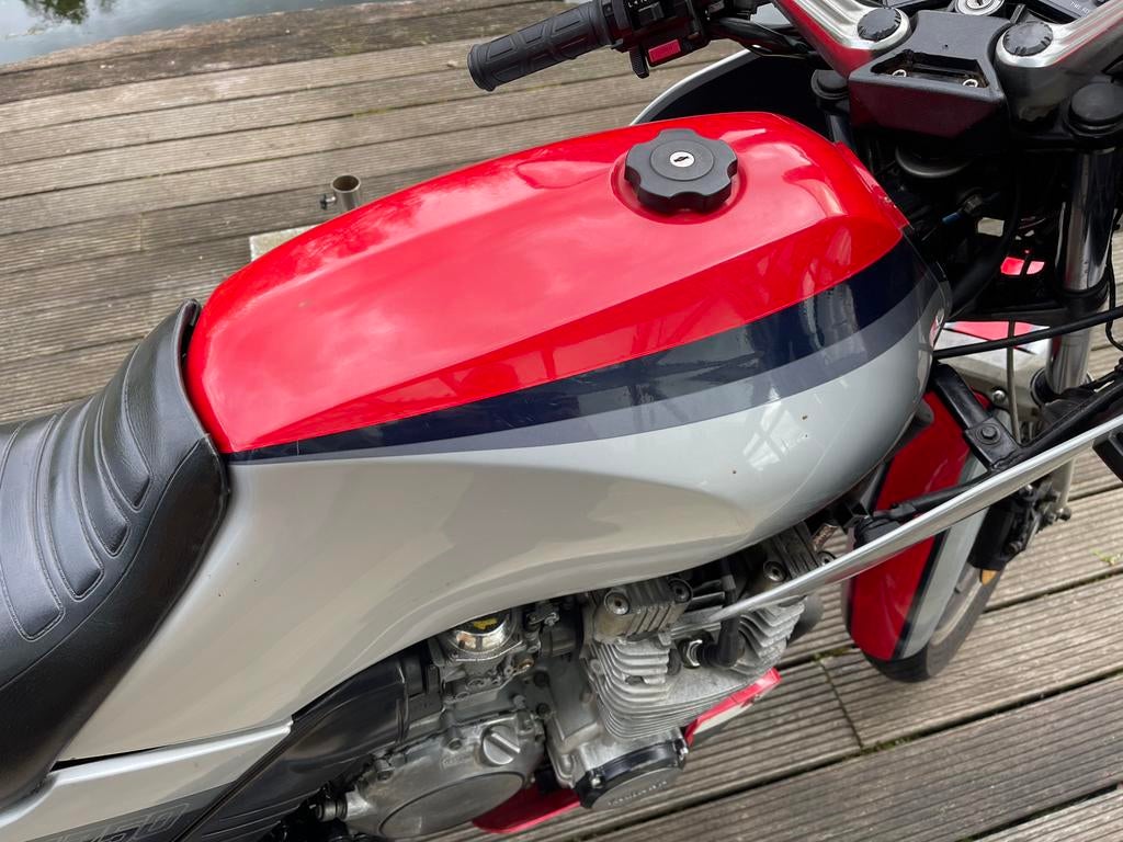 Yamaha XJ750 Seca, Motoren, 4 cilinders, Bedrijf, Sport, Meer dan 35 kW