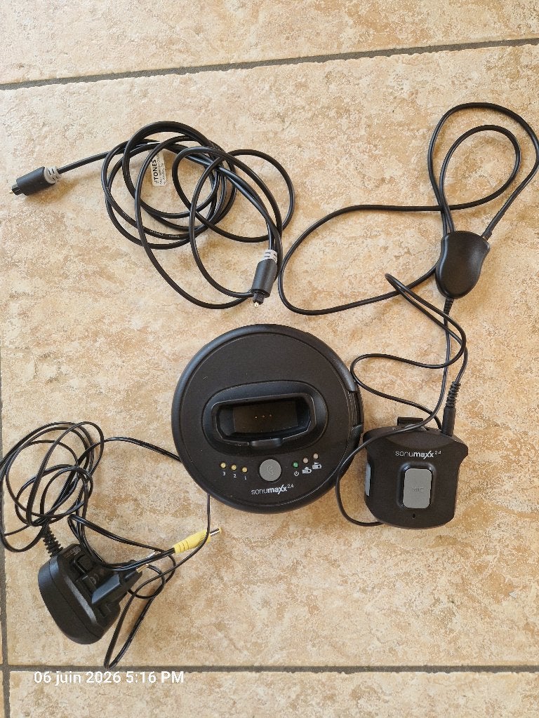 Système d'écoute TV sans fil - Humantechnik Sonumaxx 2.4, Audio, Tv en Foto, Versterkers en Ontvangers, Ophalen of Verzenden, Zo goed als nieuw