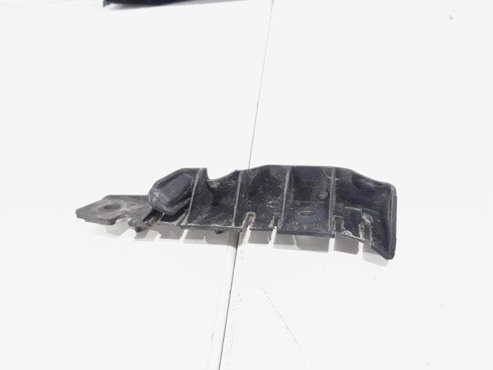 Support pare-chocs avant gauche d'un Audi A3, Autos : Pièces & Accessoires, Carrosserie & Tôlerie, Audi, Utilisé, 3 mois de garantie