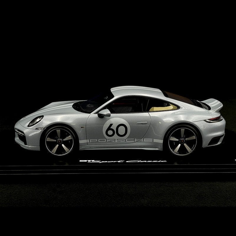 Porsche 992 Classic sport 1/18 Spark, Hobby & Loisirs créatifs, Voitures miniatures | 1:18, Enlèvement, Comme neuf, Voiture