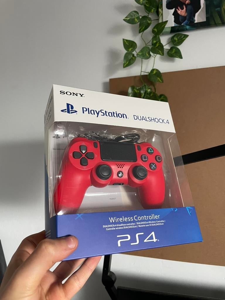 Manette ps4 neuve, Consoles de jeu & Jeux vidéo, Consoles de jeu | Sony Consoles | Accessoires, Enlèvement, Comme neuf