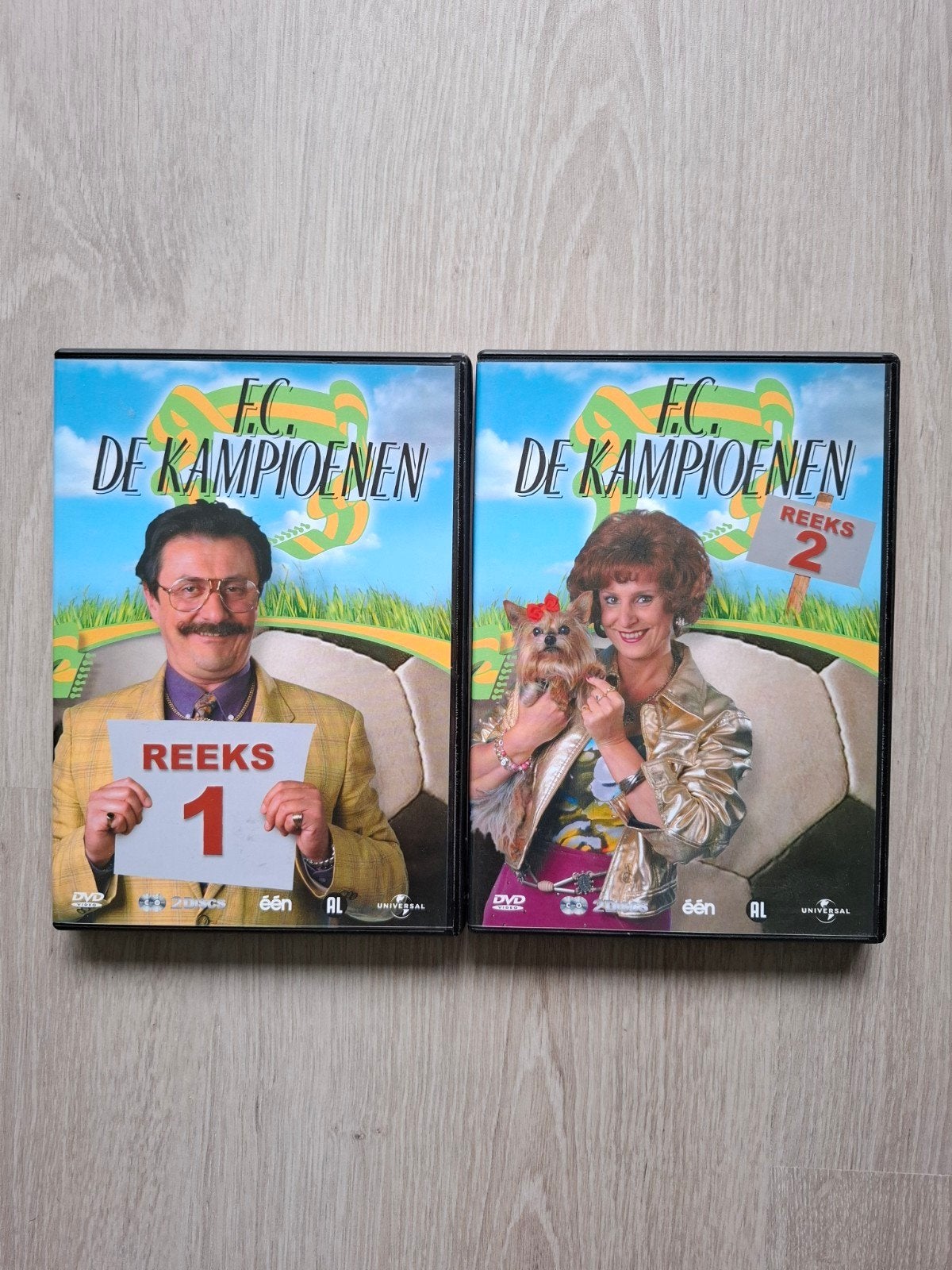 FC De Kampioenen, Cd's en Dvd's, Ophalen