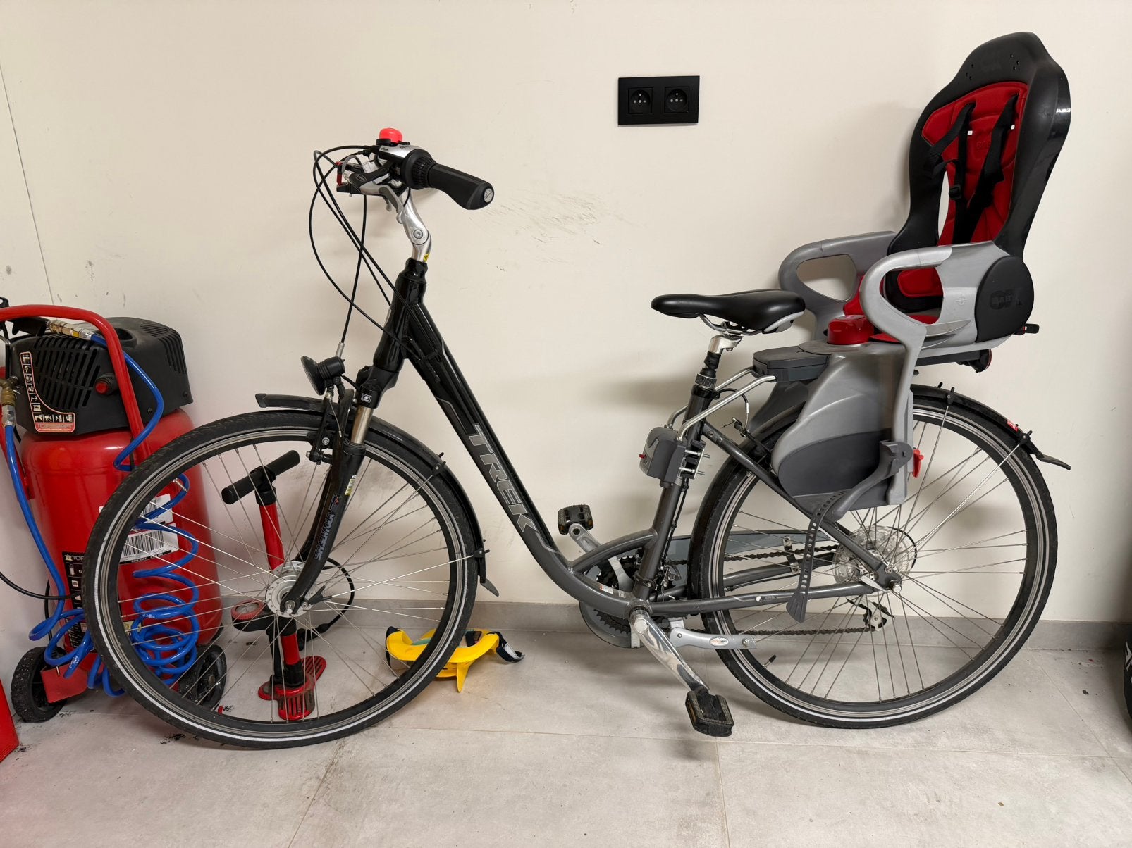 Damesfiets merk Trek frame 45cm, Fietsen en Brommers, Ophalen, Zo goed als nieuw, Versnellingen
