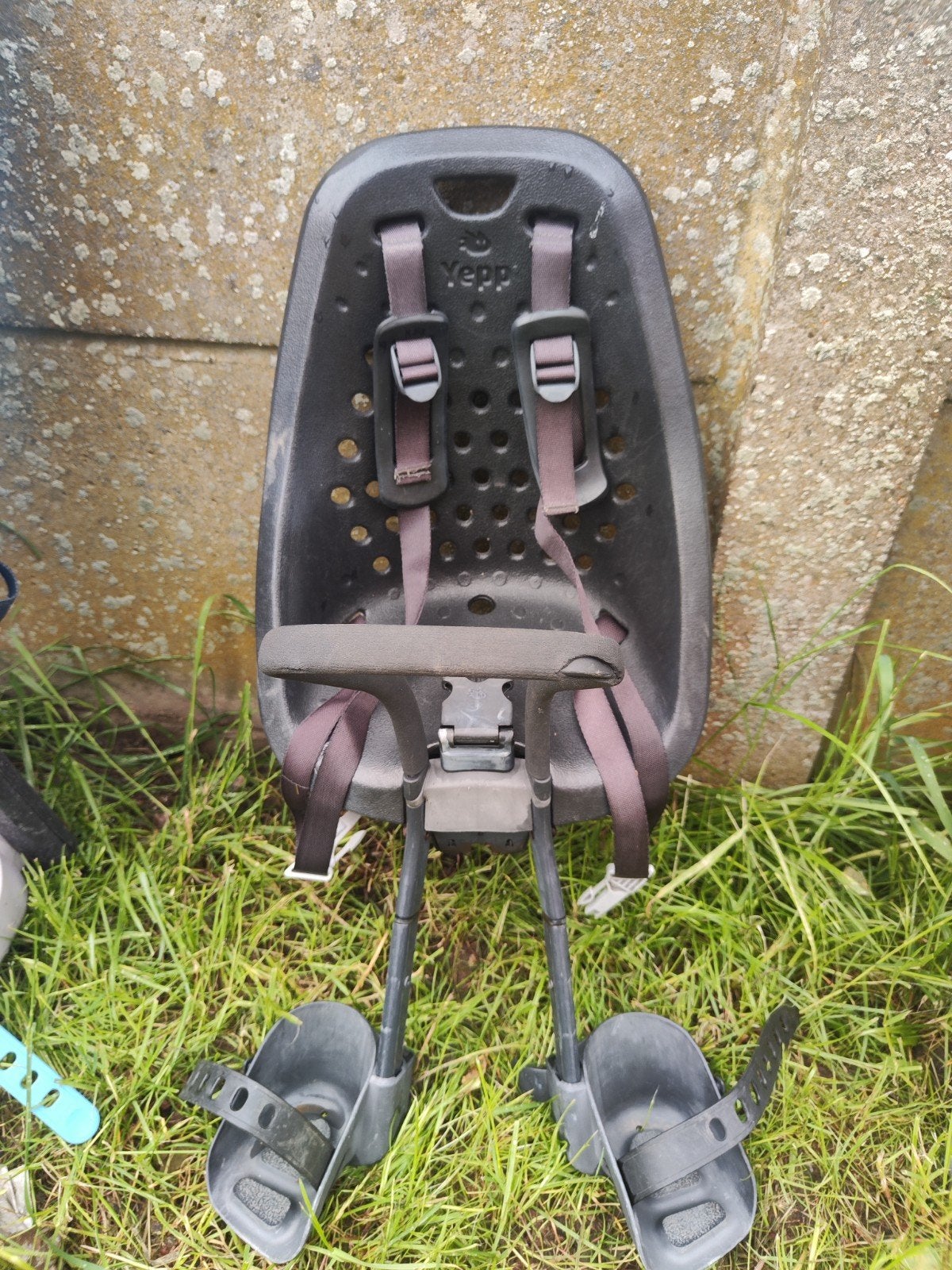 Fietsstoel Yepp (vooraan) met 2 adapters, Ophalen
