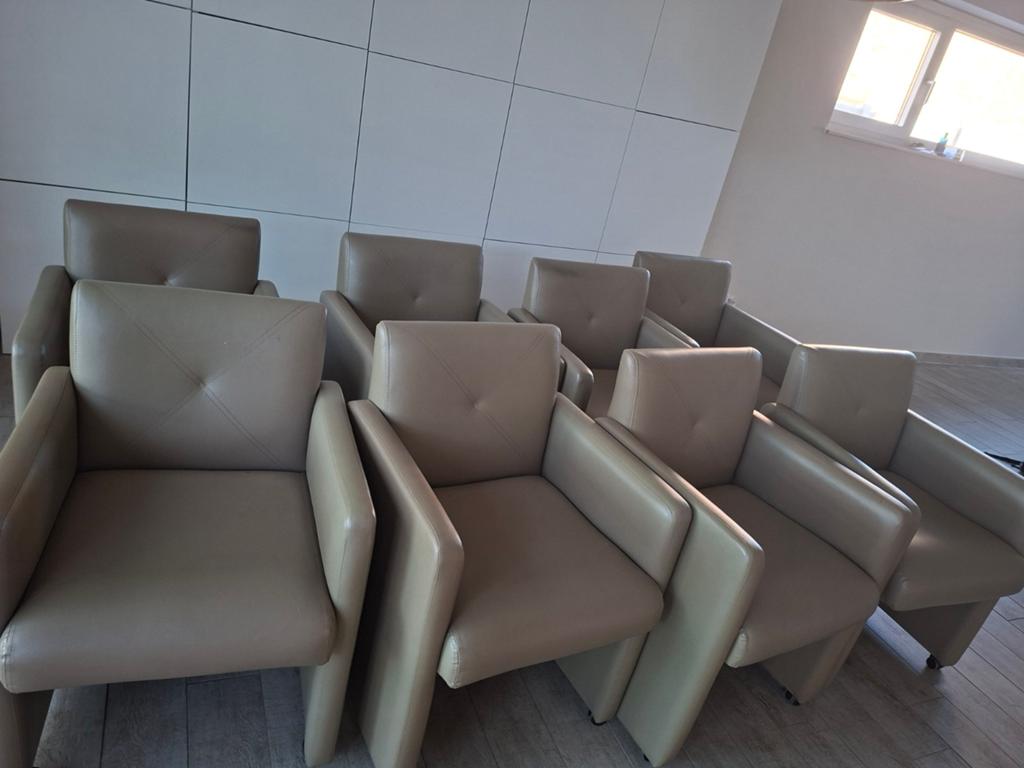 8 stoelen, Huis en Inrichting, Stoelen, Ophalen