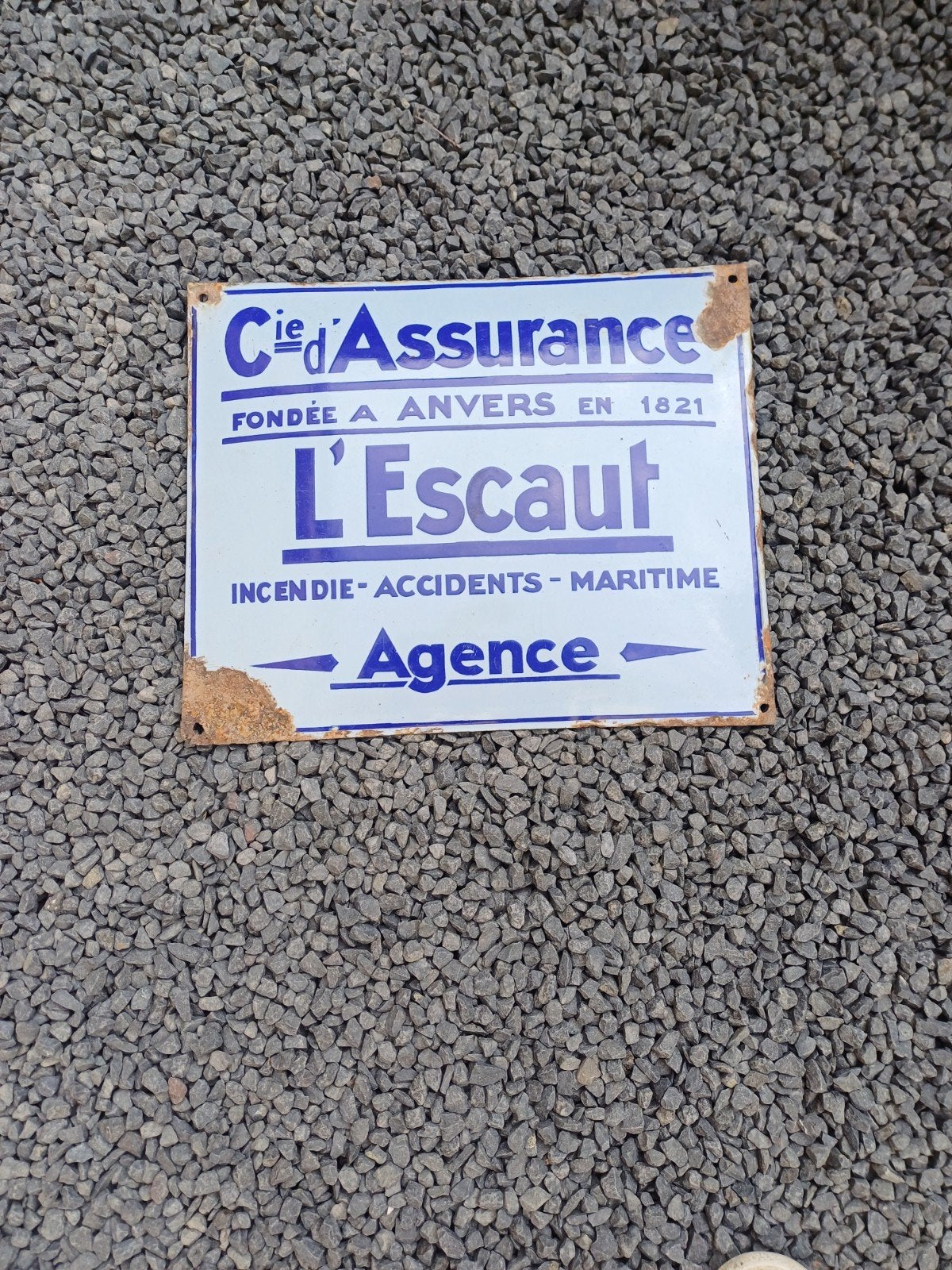vieux panneau d'affichage en émail incurvé, Enlèvement ou Envoi