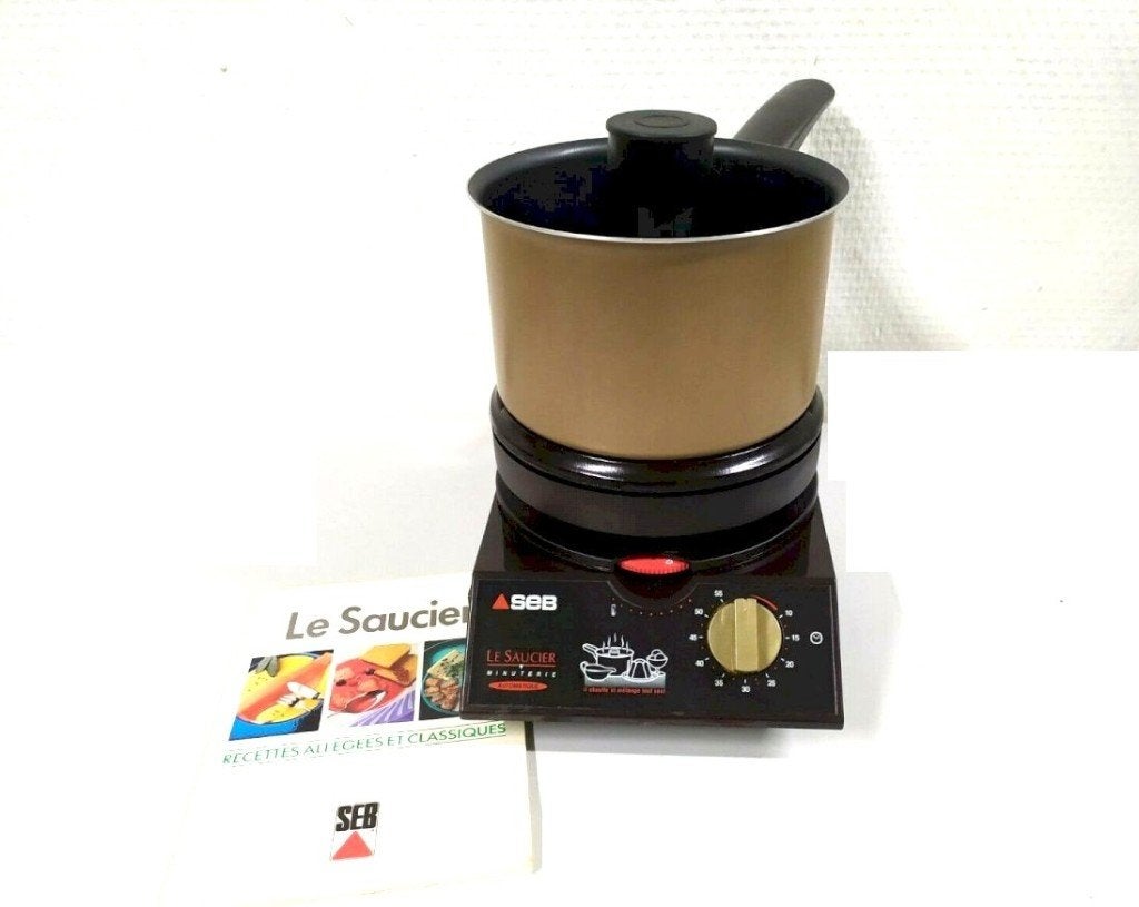 Saucier SEB Minuterie  +  livre de recette, Maison & Meubles, Enlèvement ou Envoi, Comme neuf