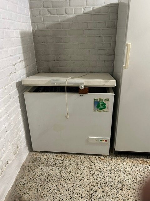 modèle de boîtier de congélation, Electroménager, Enlèvement, Utilisé