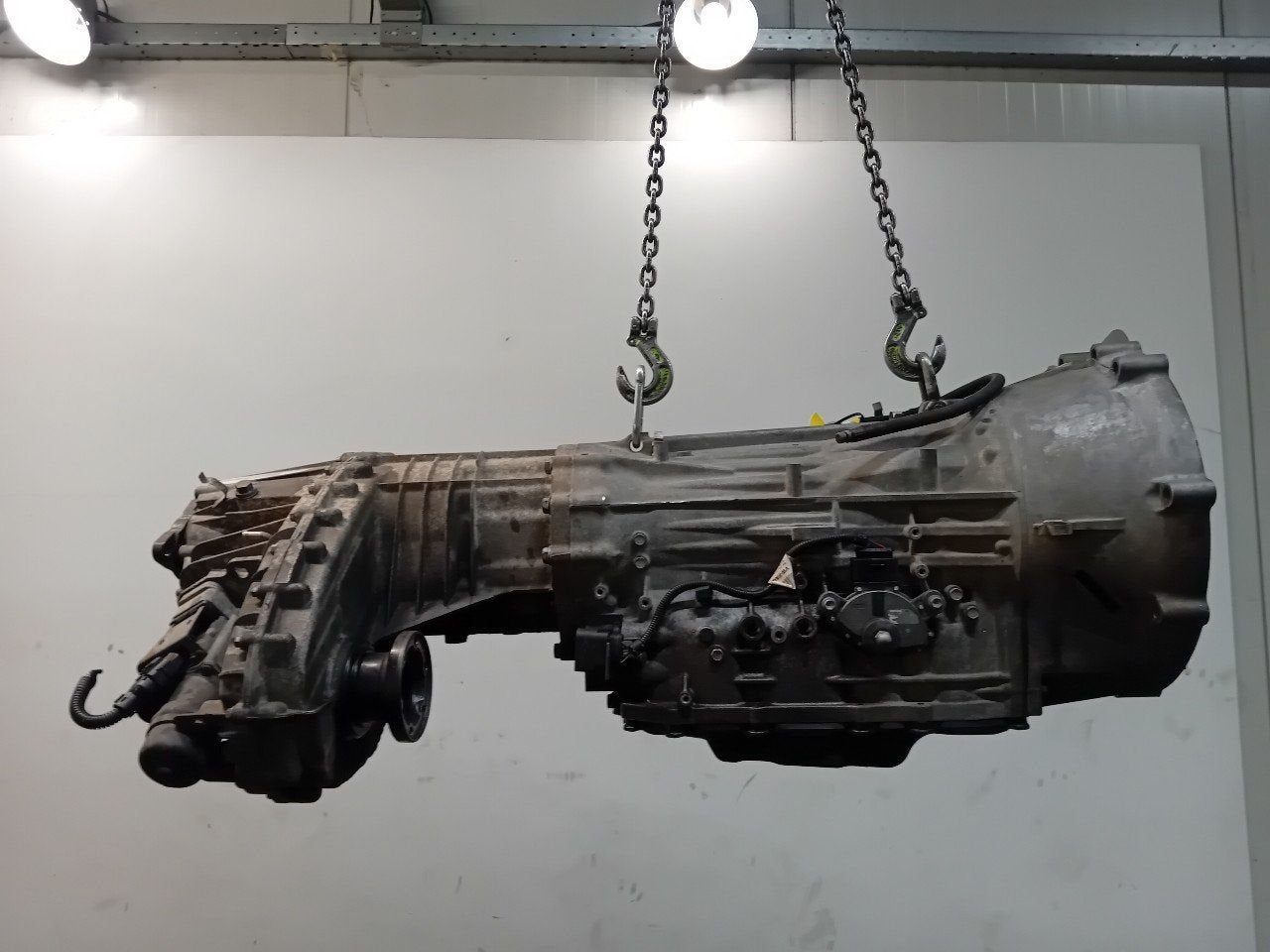 Versnellingsbak automaat Porsche Cayenne, Auto-onderdelen, Onderdelen@venauto.nl, Van der Ven Autorecycling B.V., Gebruikt, Ettenseweg 76, 4706 PB Roosendaal, The Netherlands