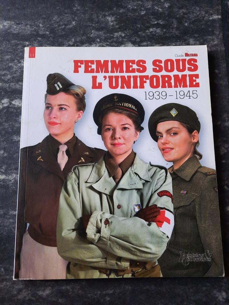 Vrouwen in uniform 1939-1945, Boeken, Ophalen of Verzenden