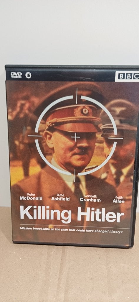 DVD - Killing Hitler - WW2, CD & DVD, Enlèvement ou Envoi, Anglais, À partir de 16 ans, Guerre ou Policier