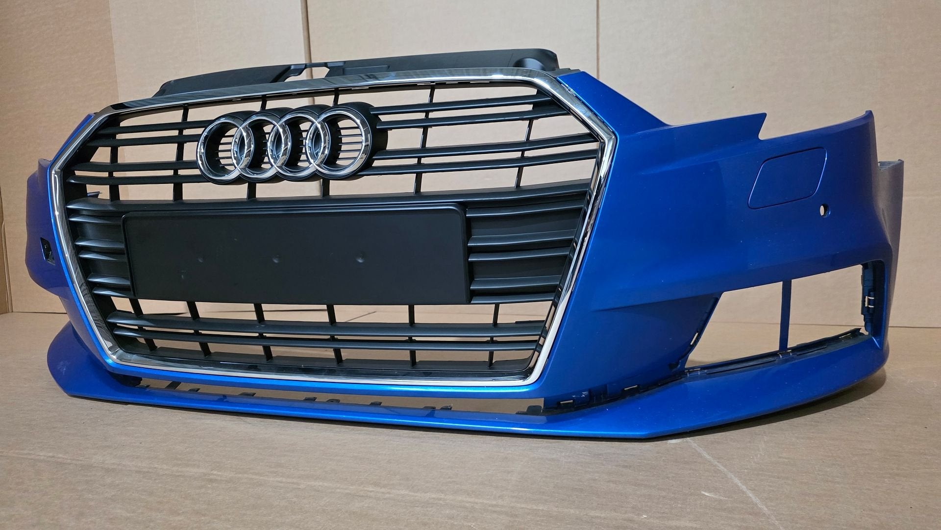 Voorbumper Audi A3 8V Facelift KLS ORGINEEL bj.2017-2021 FL, Gebruikt, -, Voor, Ophalen of Verzenden