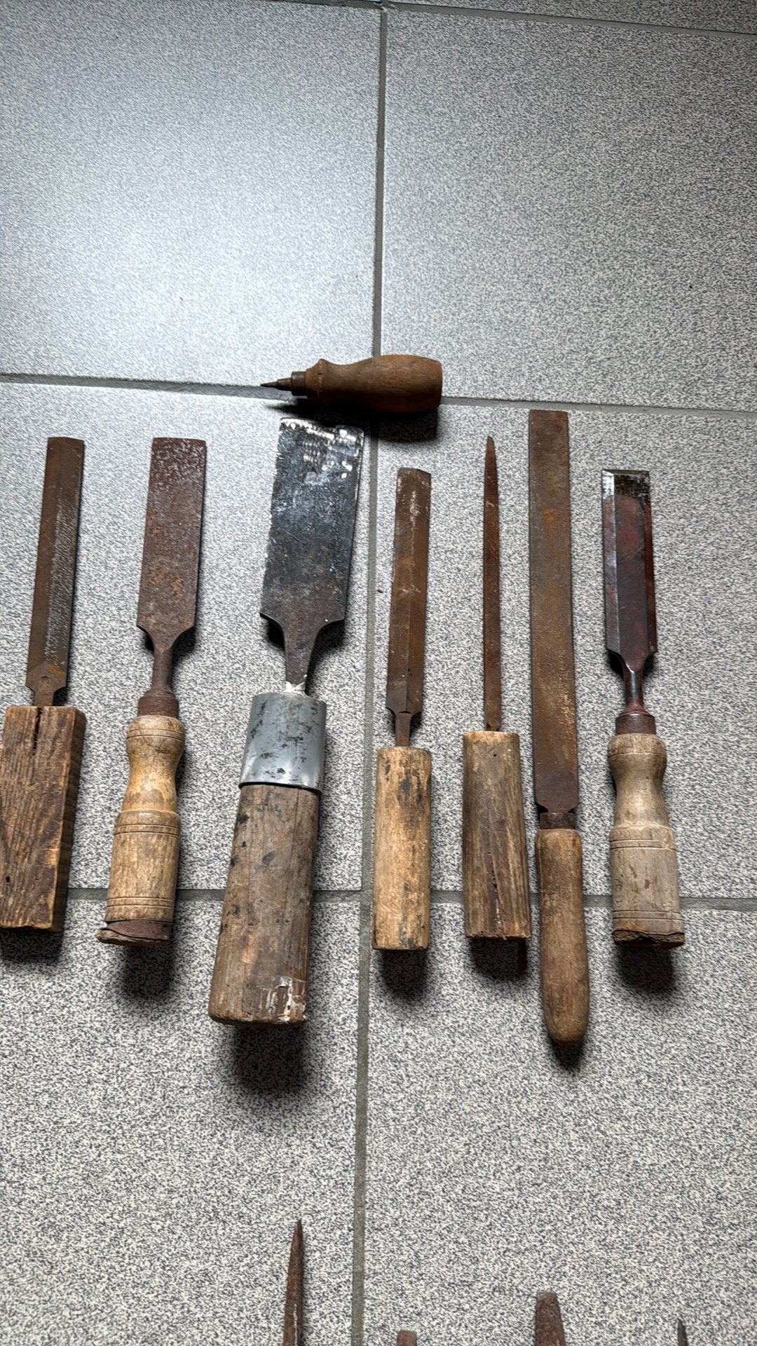 Outils à main anciens 8 pièces, Enlèvement