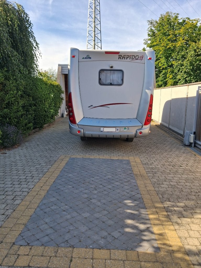 Mobilhome Rapido 906 (Mercedes) - 92.209 KM, Jusqu'à 4, Intégral, Diesel, Il y a 7 à 12 mois
