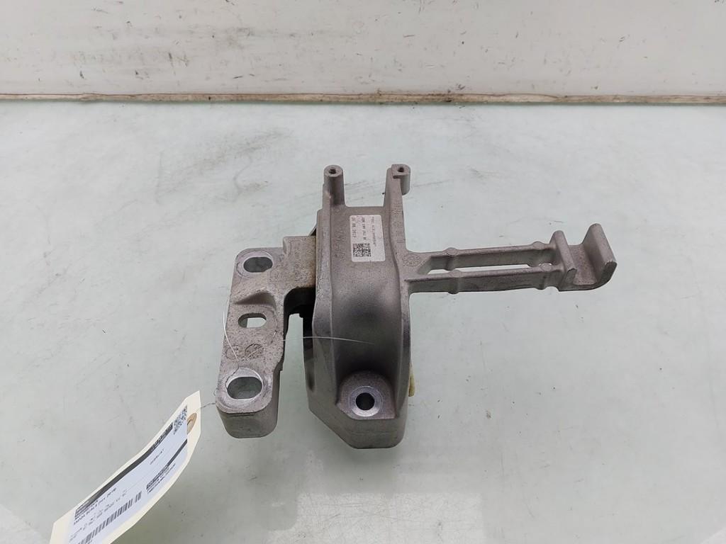 MOTORSTEUN Scala (|2Q0199262BC|2Q0199262BK|2Q0199262AN|), Gebruikt, Skoda