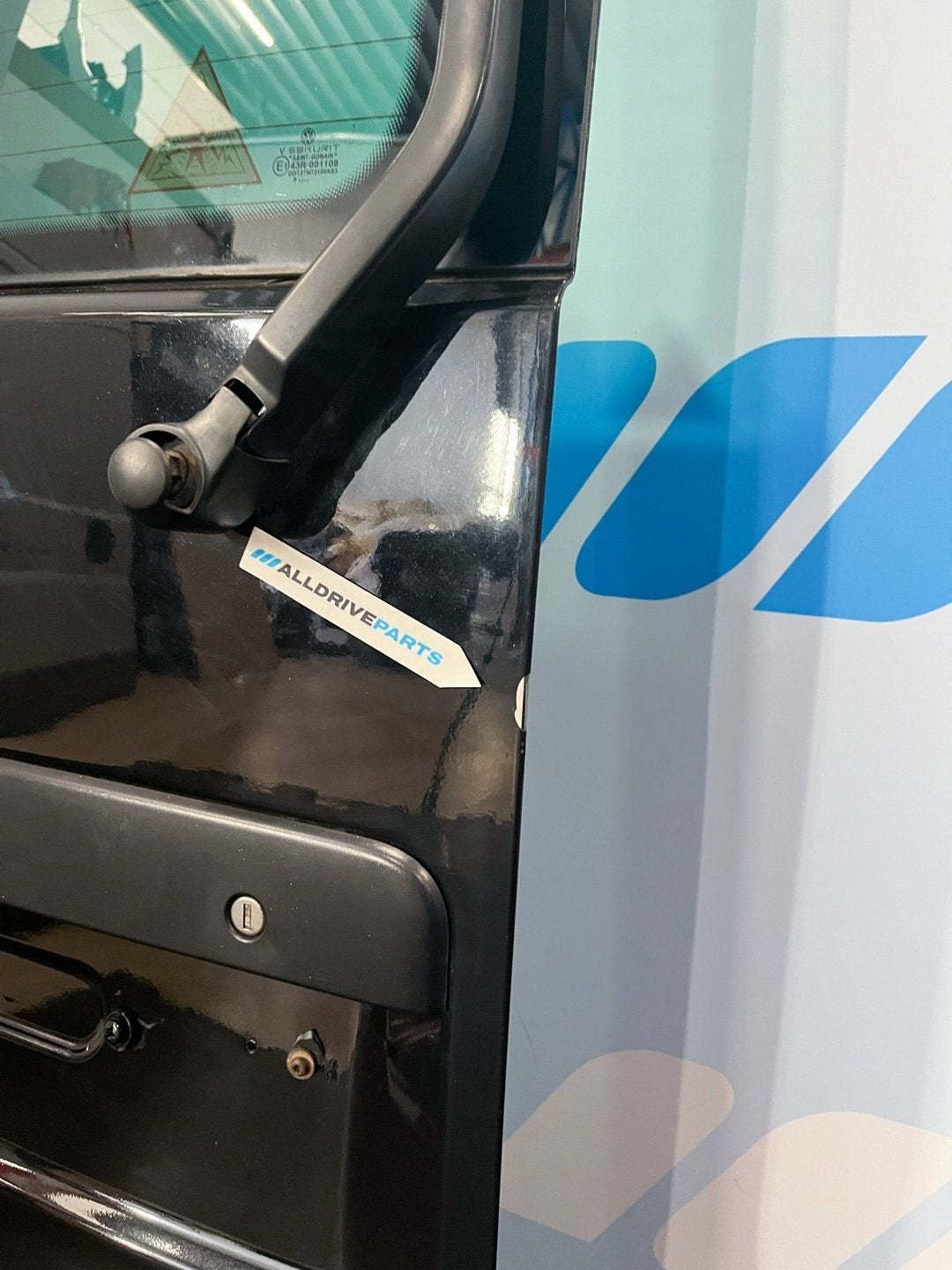 Achterdeur links achter VW Transporter T5 Zwart 7H0827091AQ, Arrière, -, Utilisé, Porte