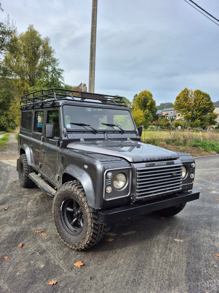 land rover defender 110 full option, Autos, Argent ou Gris, Achat, Boîte manuelle, Noir