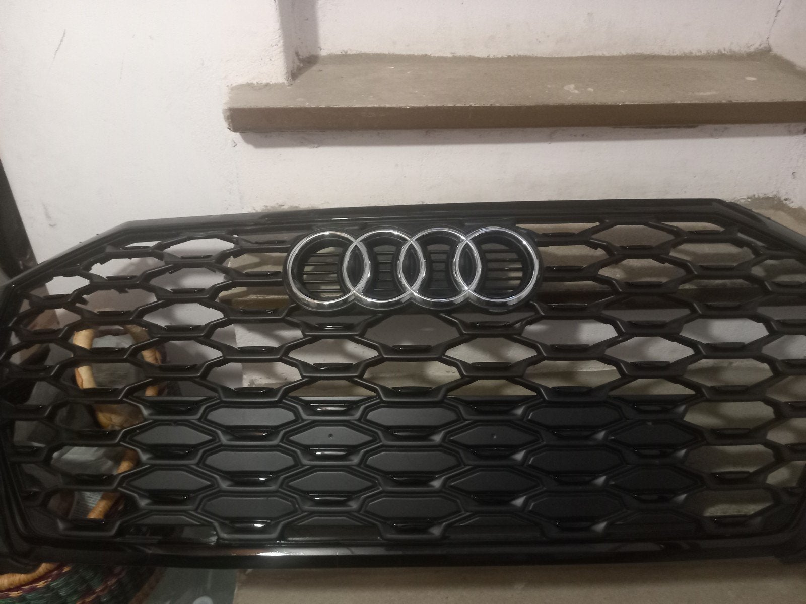 Calandre Audi Q3, Autos : Pièces & Accessoires, Carrosserie & Tôlerie, Enlèvement, Audi