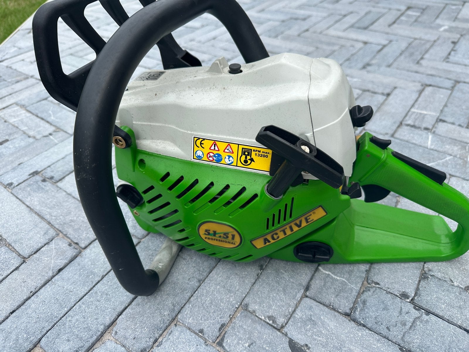 Kettingzaag Active, Ophalen, Zo goed als nieuw