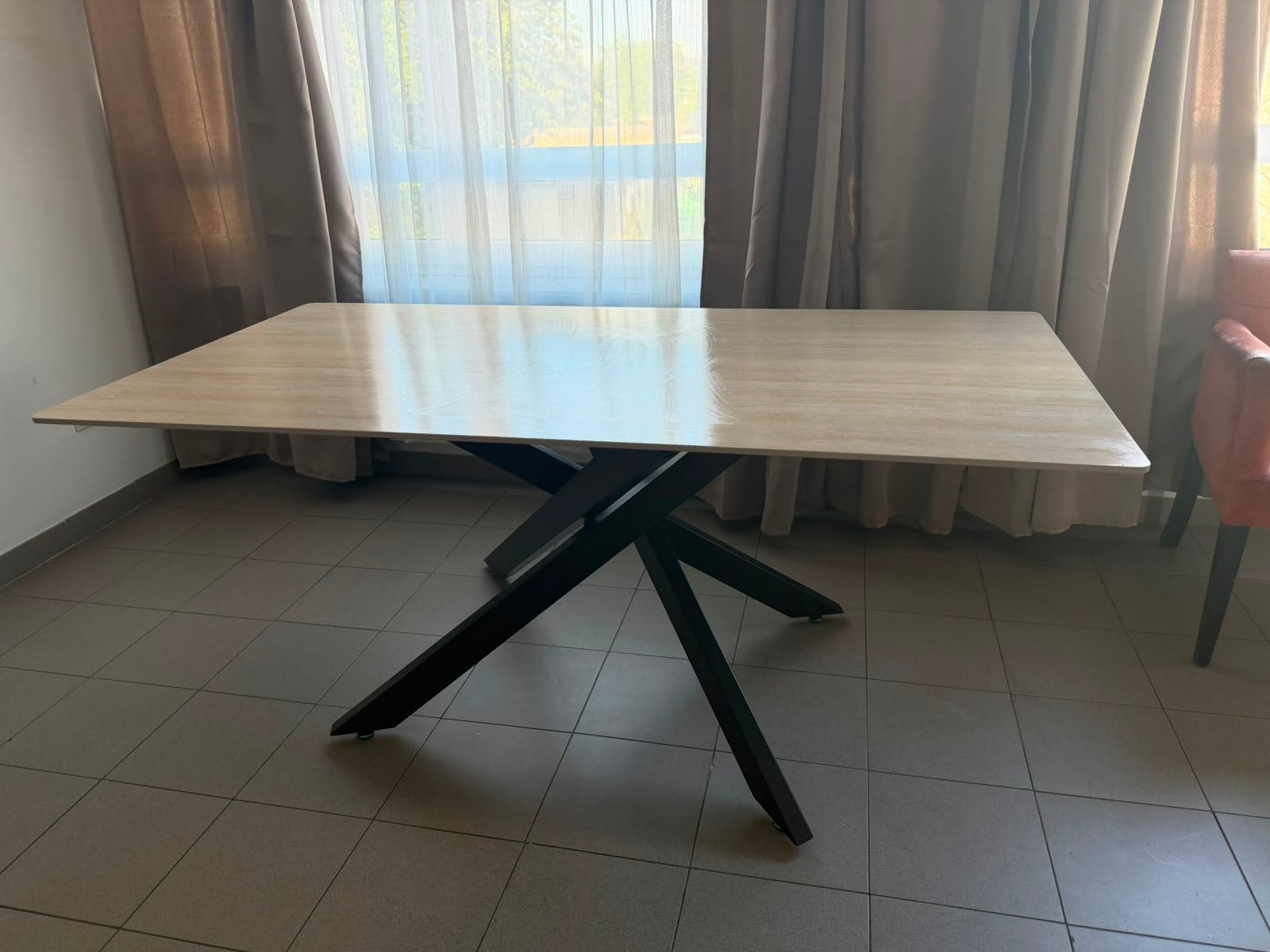 Eettafel van 180 cm, Huis en Inrichting, Bureaus, Ophalen