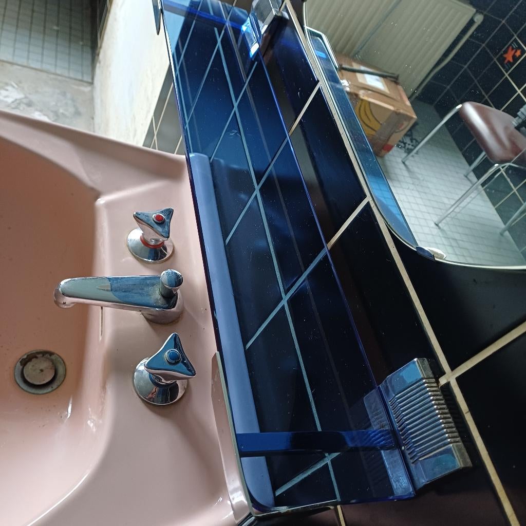 Vintage badkamerset uit glas, Huis en Inrichting, Ophalen, Zo goed als nieuw, Blauw, Overige typen