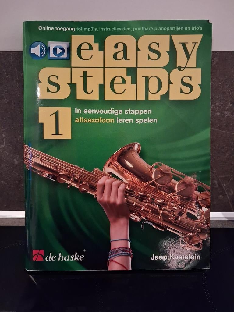 Easy Steps 1 altsaxofoon + online audio, Muziek en Instrumenten, Ophalen of Verzenden, Zo goed als nieuw, Alt