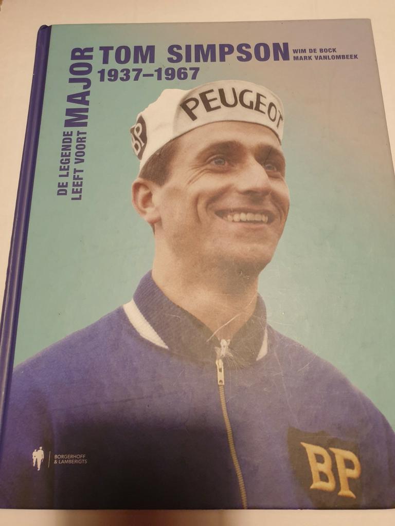 Mark Vanlombeek - Major Tom Simpson, 1937-1967, Livres, Biographies, Comme neuf, Enlèvement ou Envoi