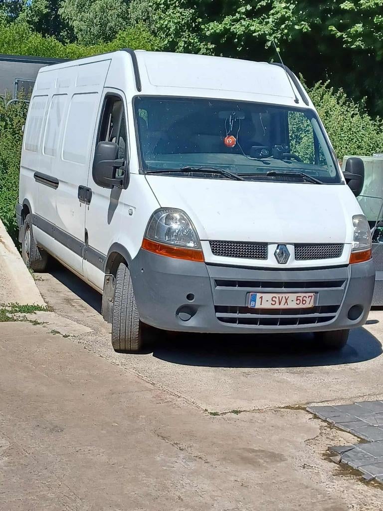 À votre service