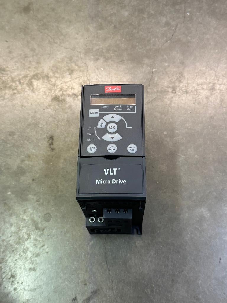 Danfoss frequentieregelaar 0.37kW  230V input, Enlèvement ou Envoi, Comme neuf