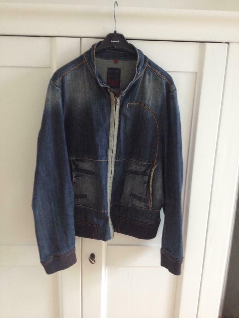 Veste jean garçon Martithé+ François Girbaud 14 ans, Enfants & Bébés, Comme neuf, Garçon, Pull ou Veste