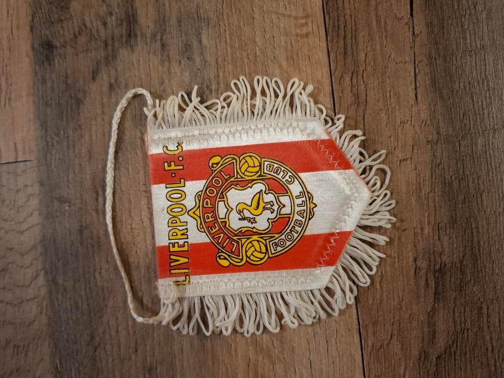 Vaandel : FC Liverpool, Verzamelen, Verzenden