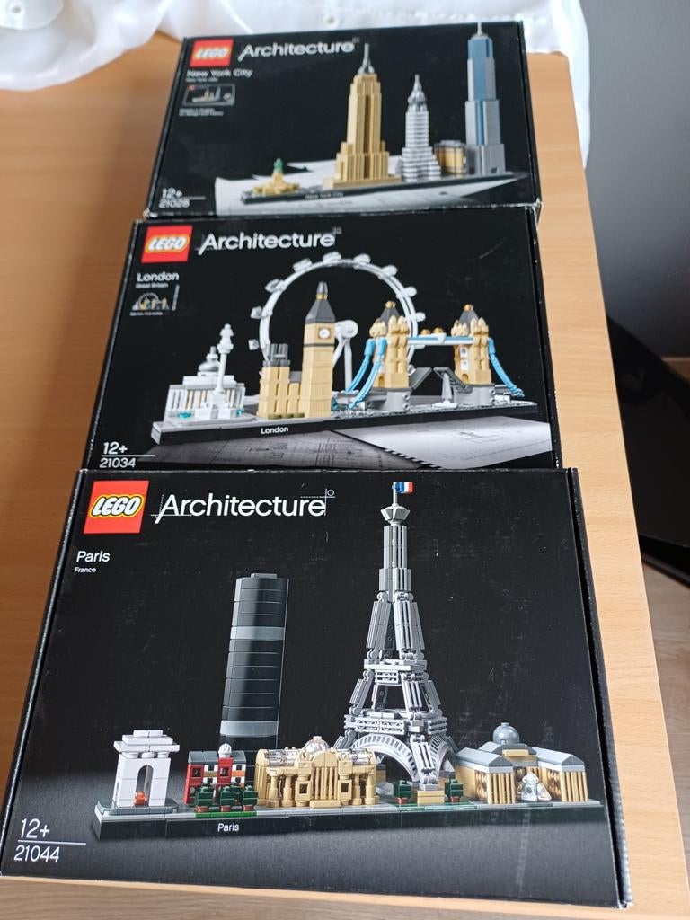Lego Architecture Londres.Paris.New York., Enlèvement, Lego