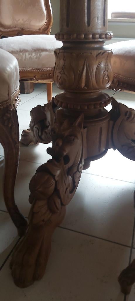 Jachttafel en 4 stoelen Louis XV, Ophalen